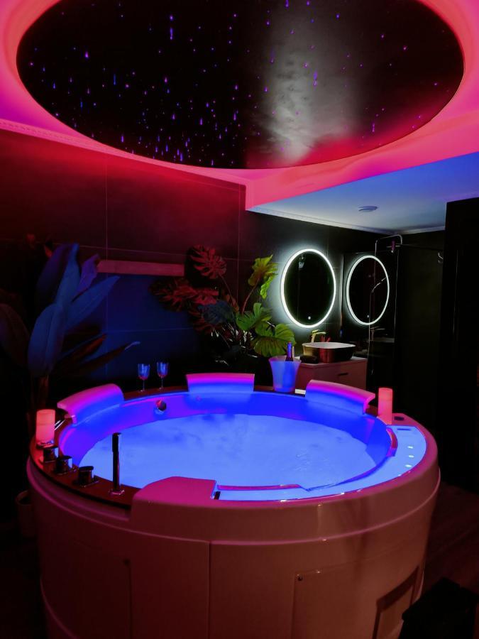 La Loveroom Bdsm De Nice " La Chambre Luxe Des Desirs " Extérieur photo